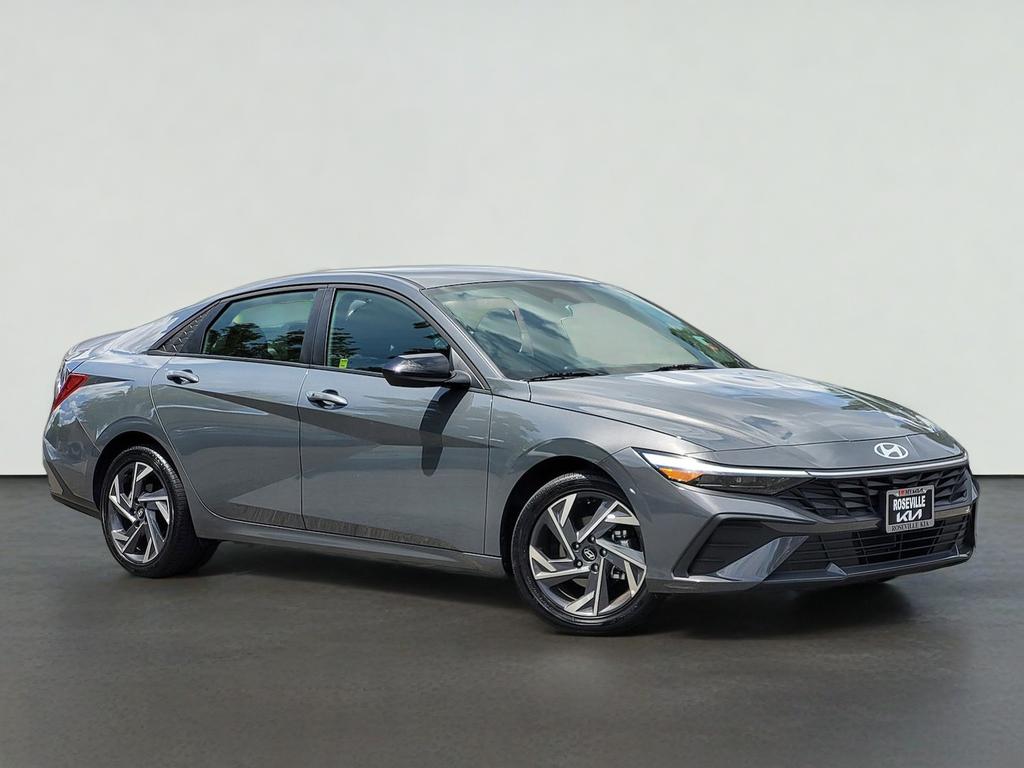 2025 Hyundai Elantra 2.0 SEL Sport IVT's photo