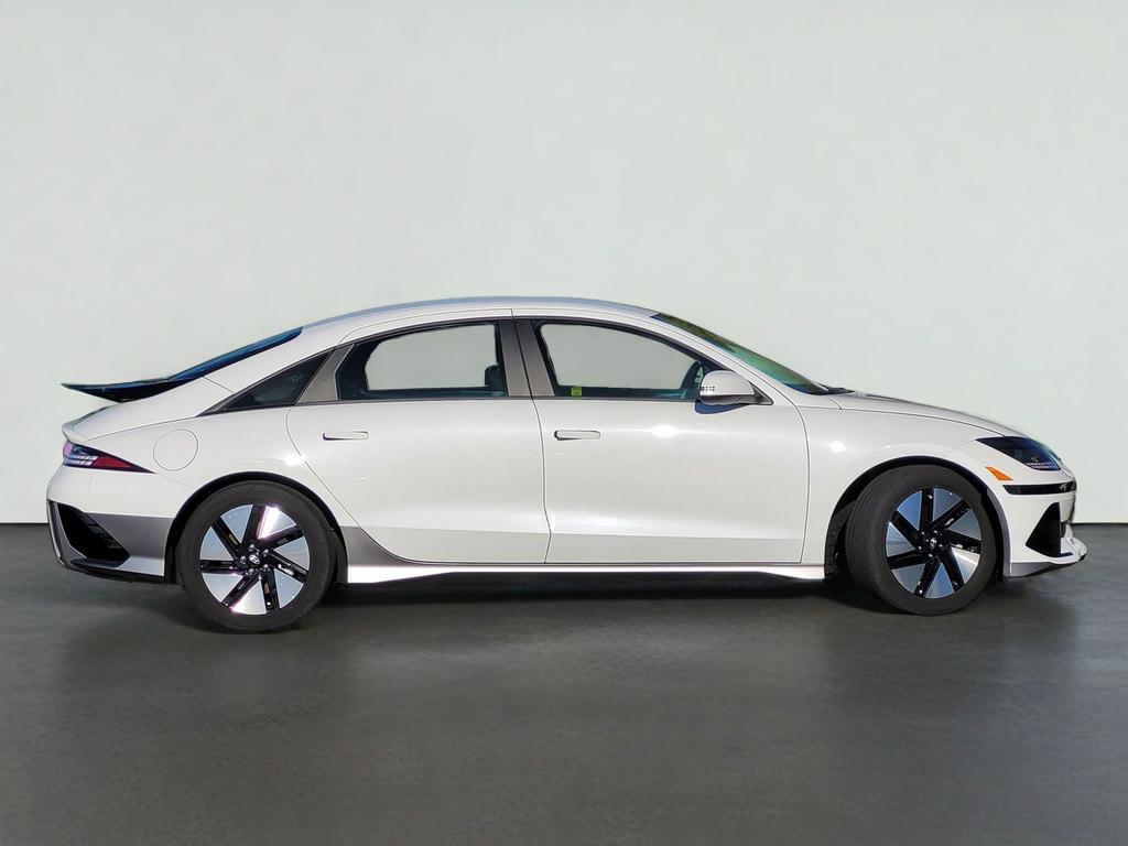 2024 Hyundai IONIQ 6 SE