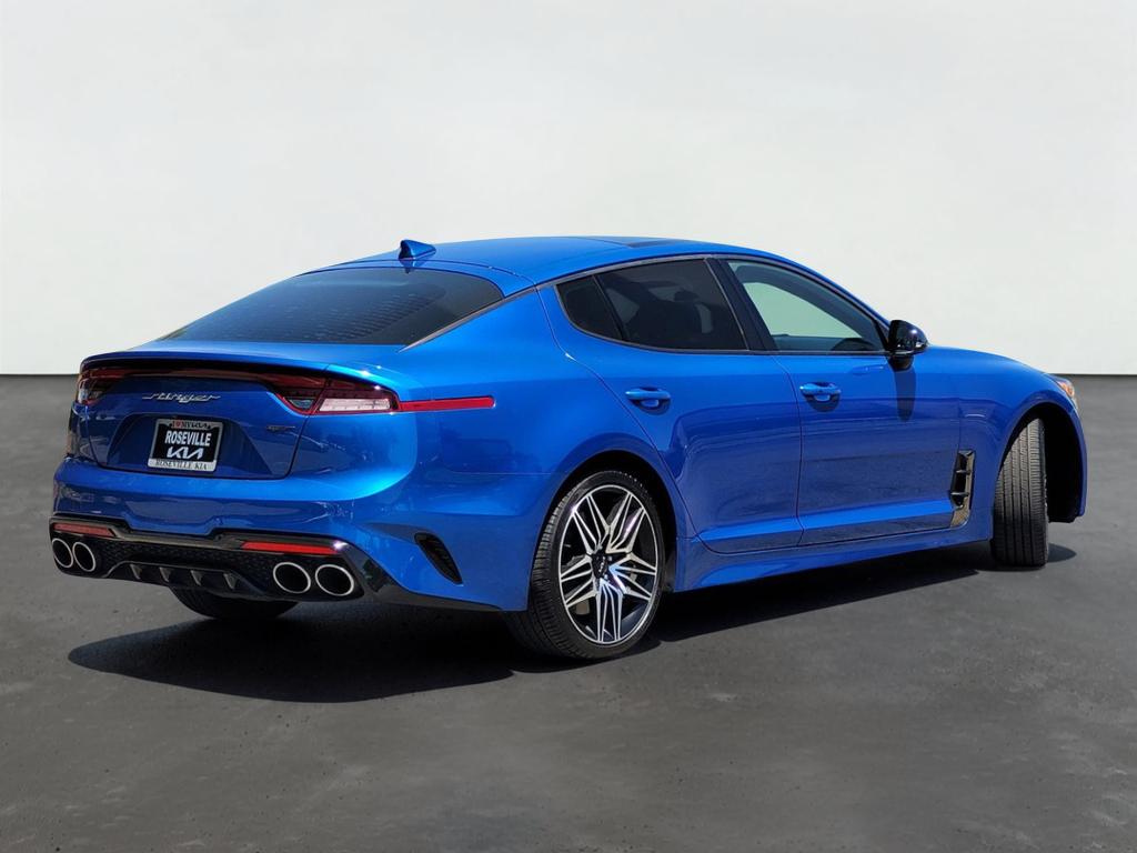 2022 Kia STINGER GT1