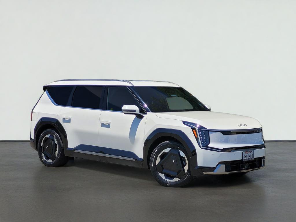 2024 Kia EV9 Land AWD's photo