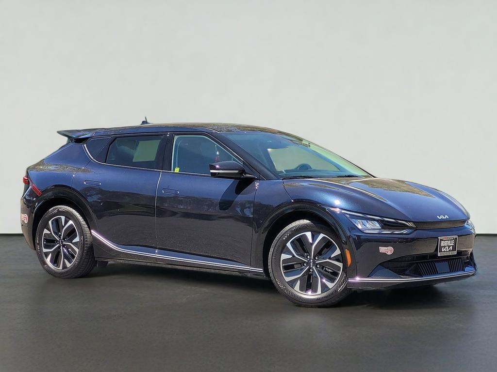 2023 Kia EV6 Wind's photo