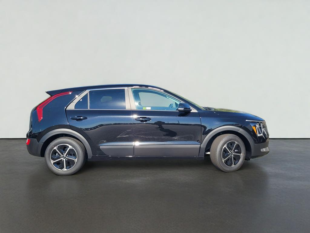 2026 Kia NIRO LX