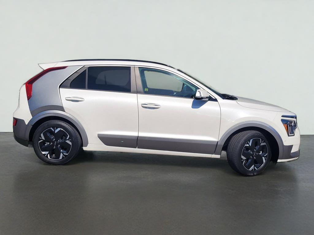 2023 Kia NIRO EV WAVE