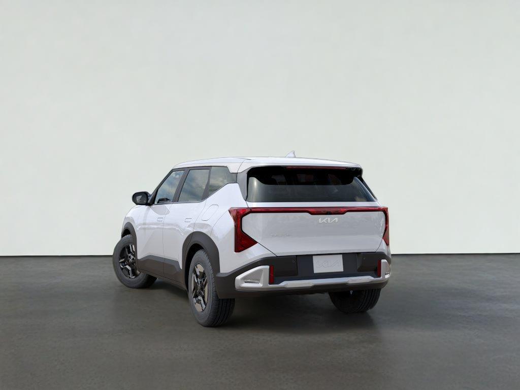 2027 Kia SELTOS LX