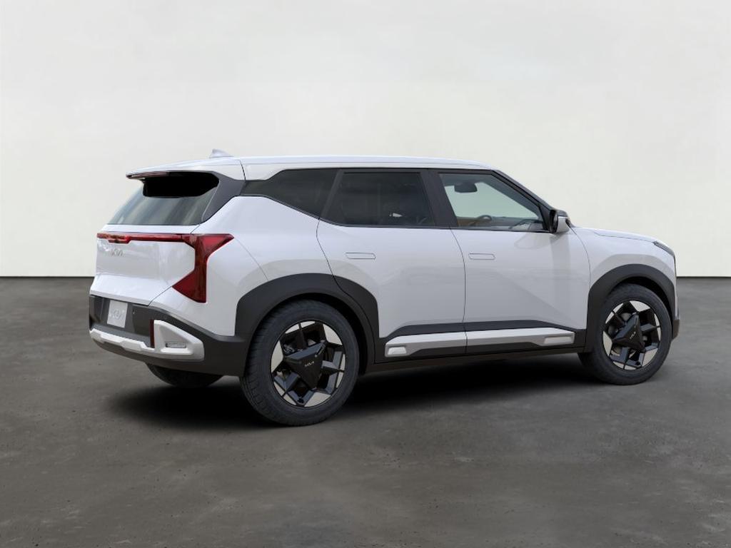 2027 Kia SELTOS EX