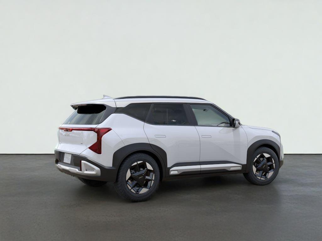 2027 Kia SELTOS EX