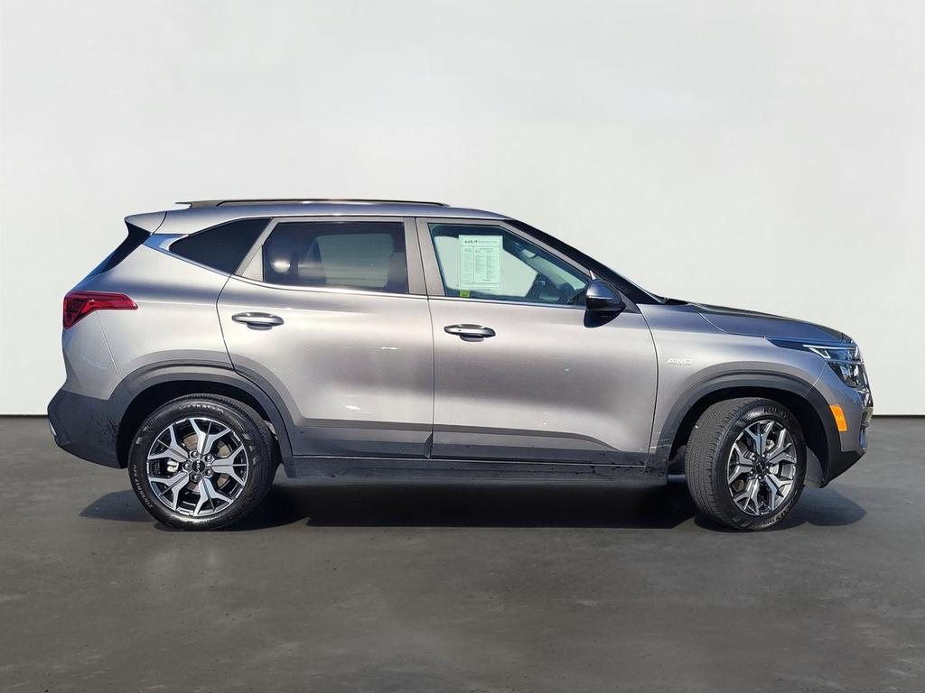 2023 Kia SELTOS EX