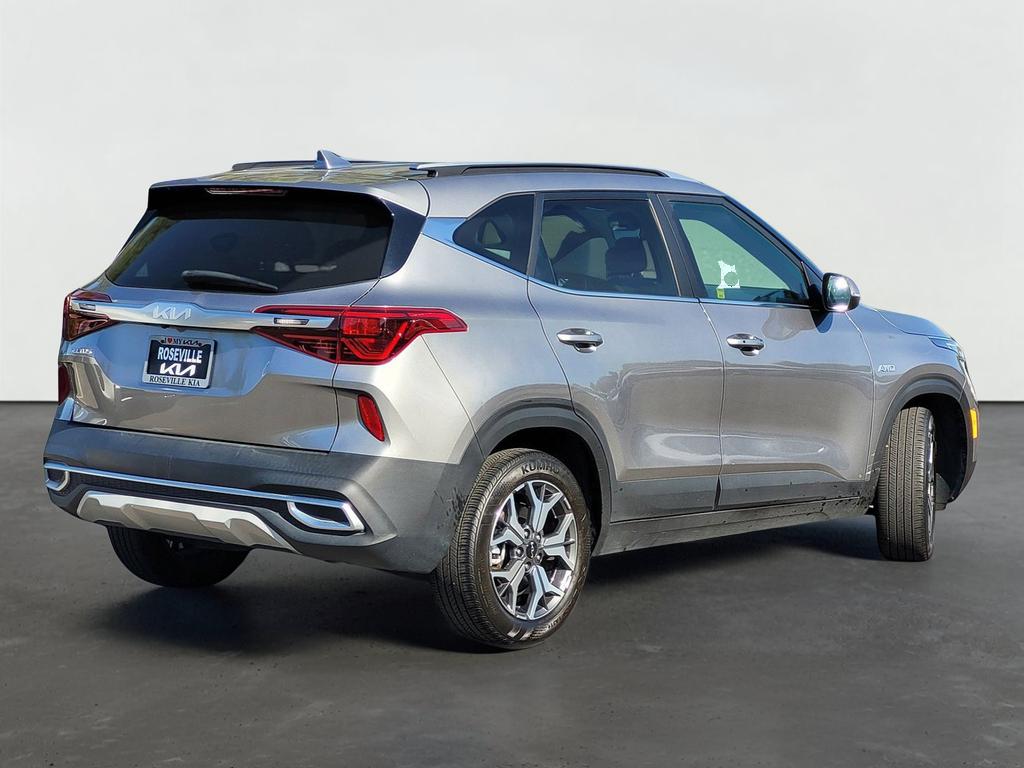 2023 Kia SELTOS EX