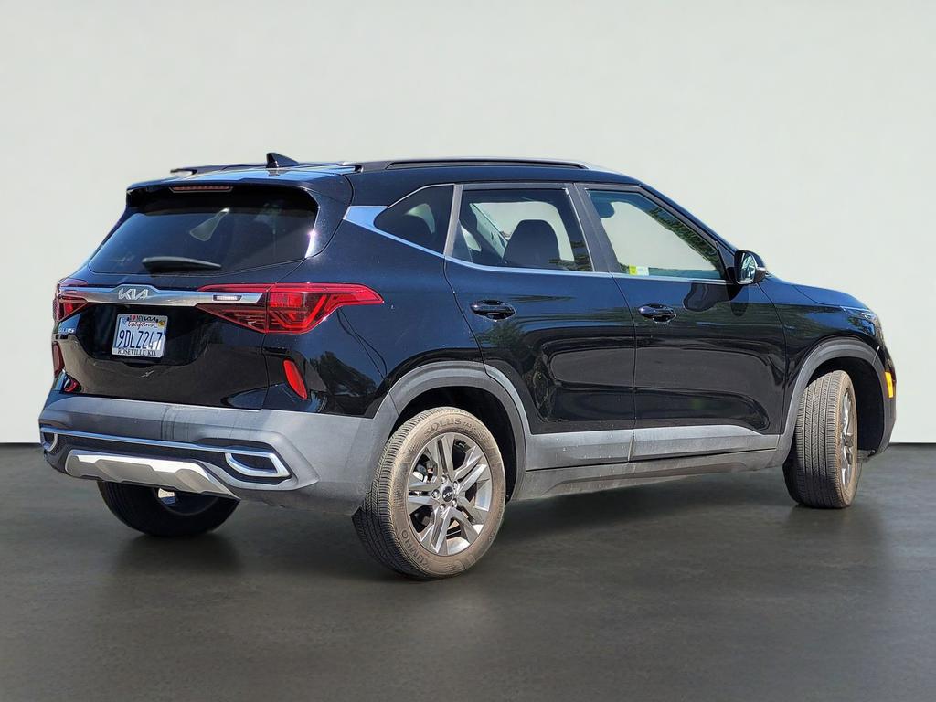 2023 Kia SELTOS S