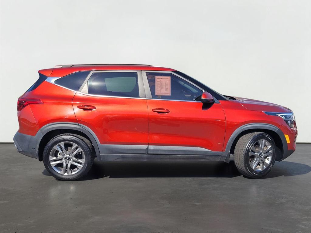 2023 Kia SELTOS S