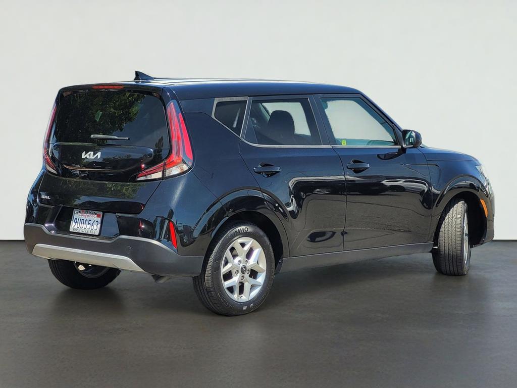 2024 Kia SOUL LX