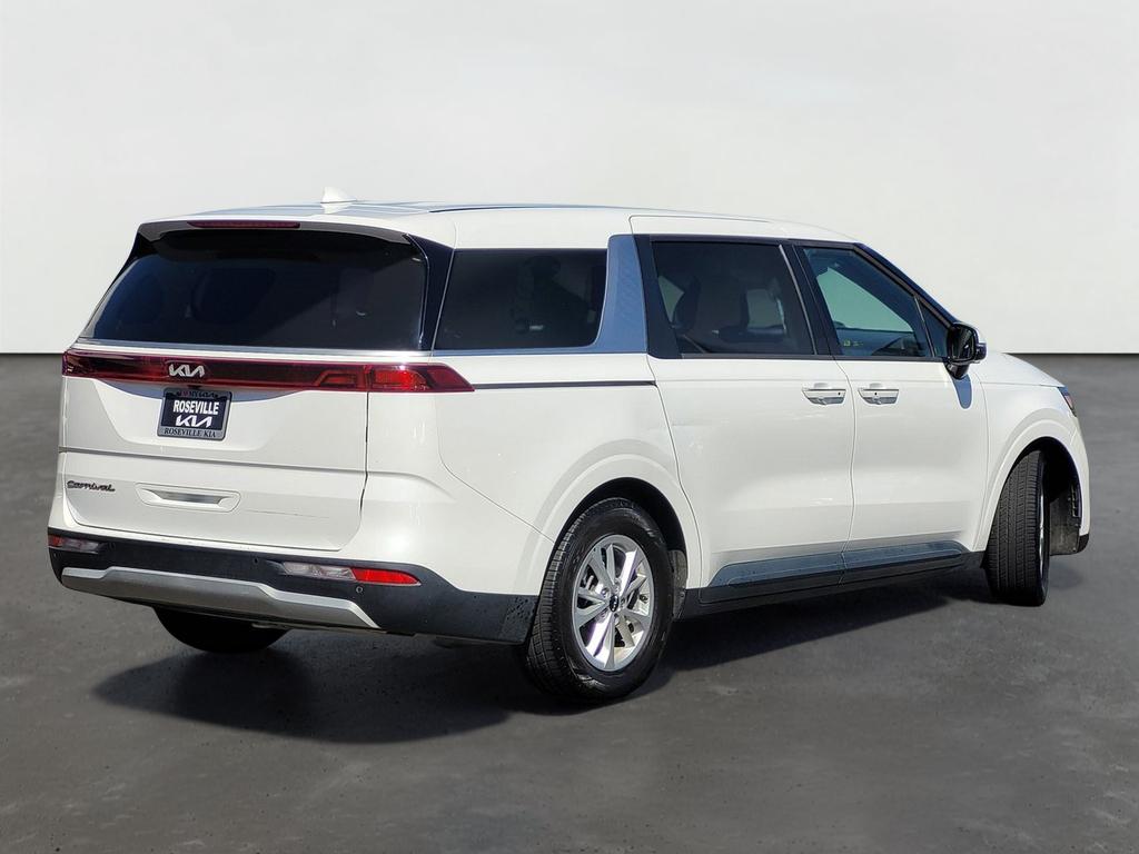 2022 Kia CARNIVAL LXS