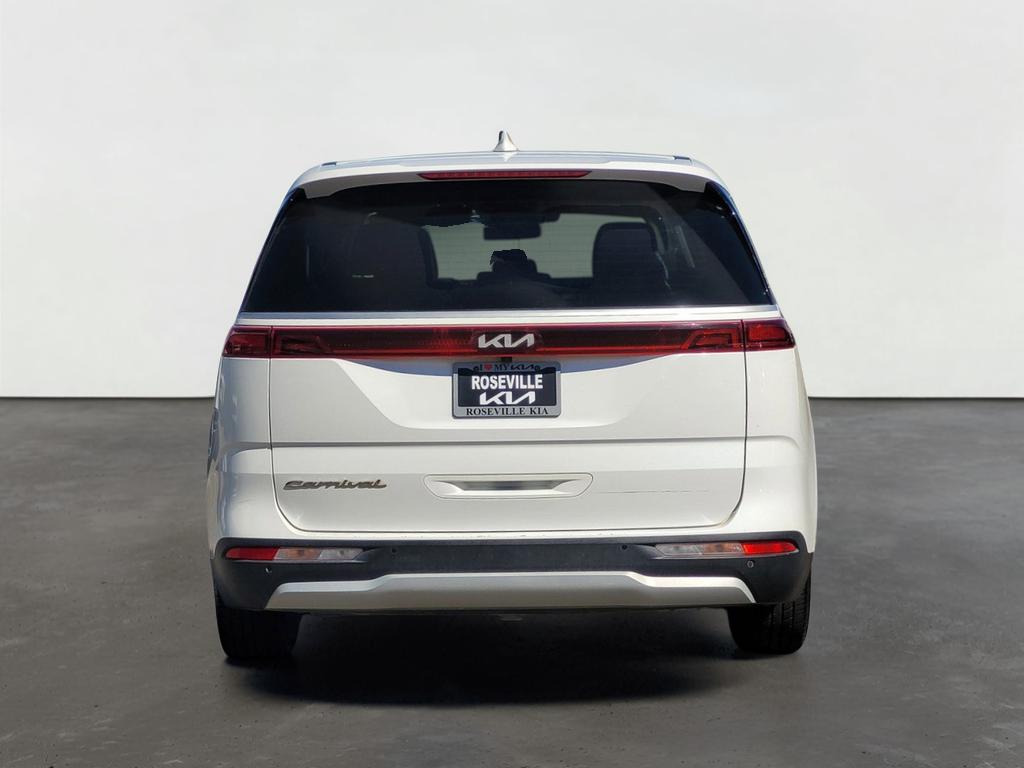 2022 Kia CARNIVAL LXS