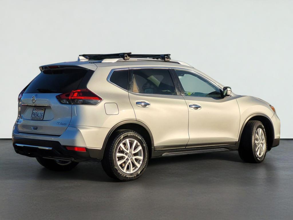 2018 Nissan ROGUE SV