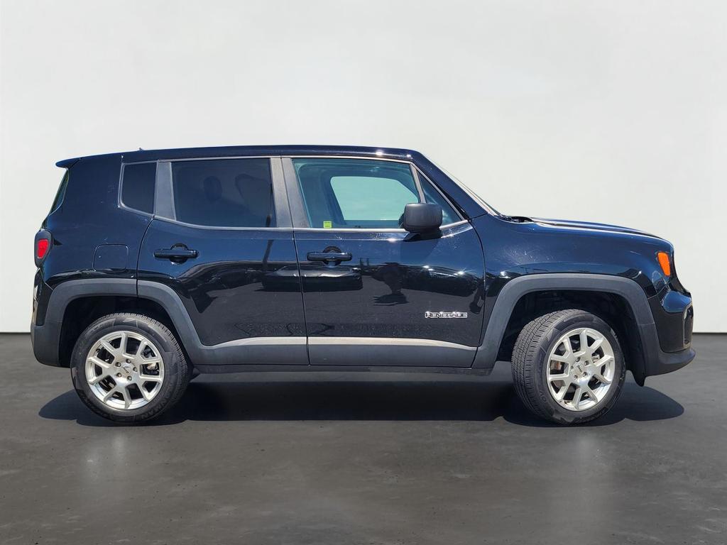2023 Jeep RENEGADE LATITUDE