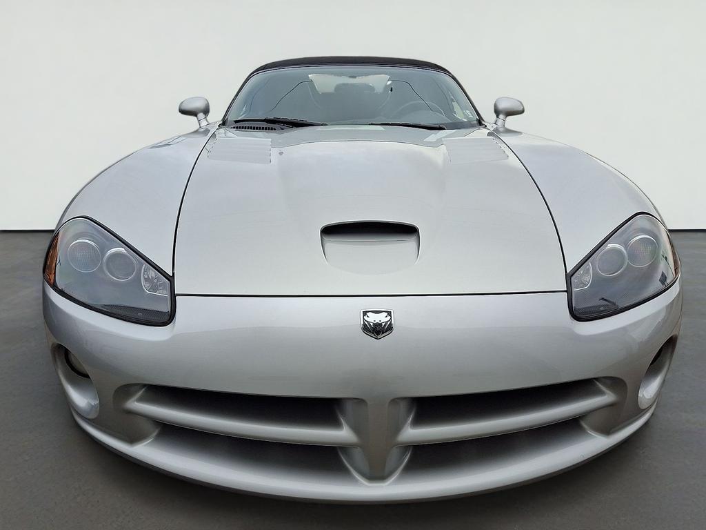 2004 Dodge Viper SRT10