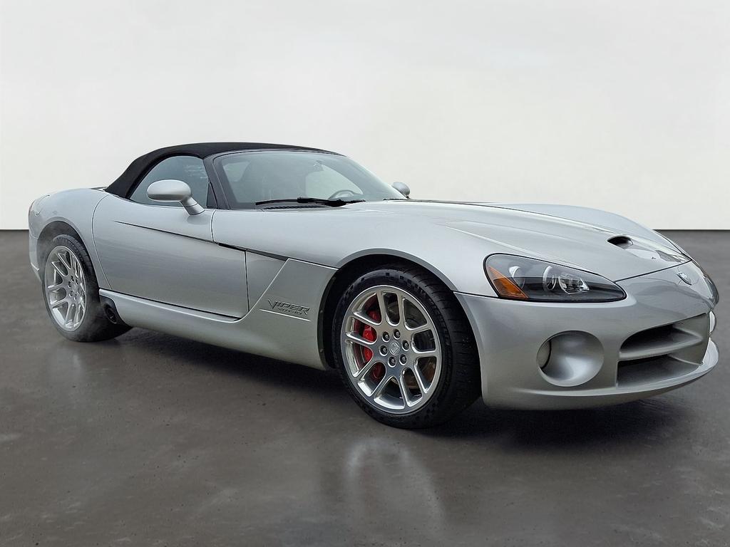 2004 Dodge Viper SRT10