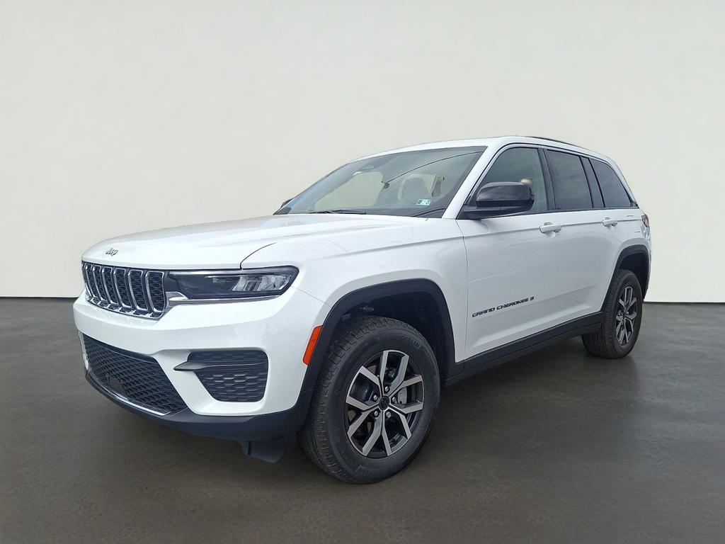 2027 Jeep Grand Cherokee GRAND CHEROKEE LAREDO X 4X4