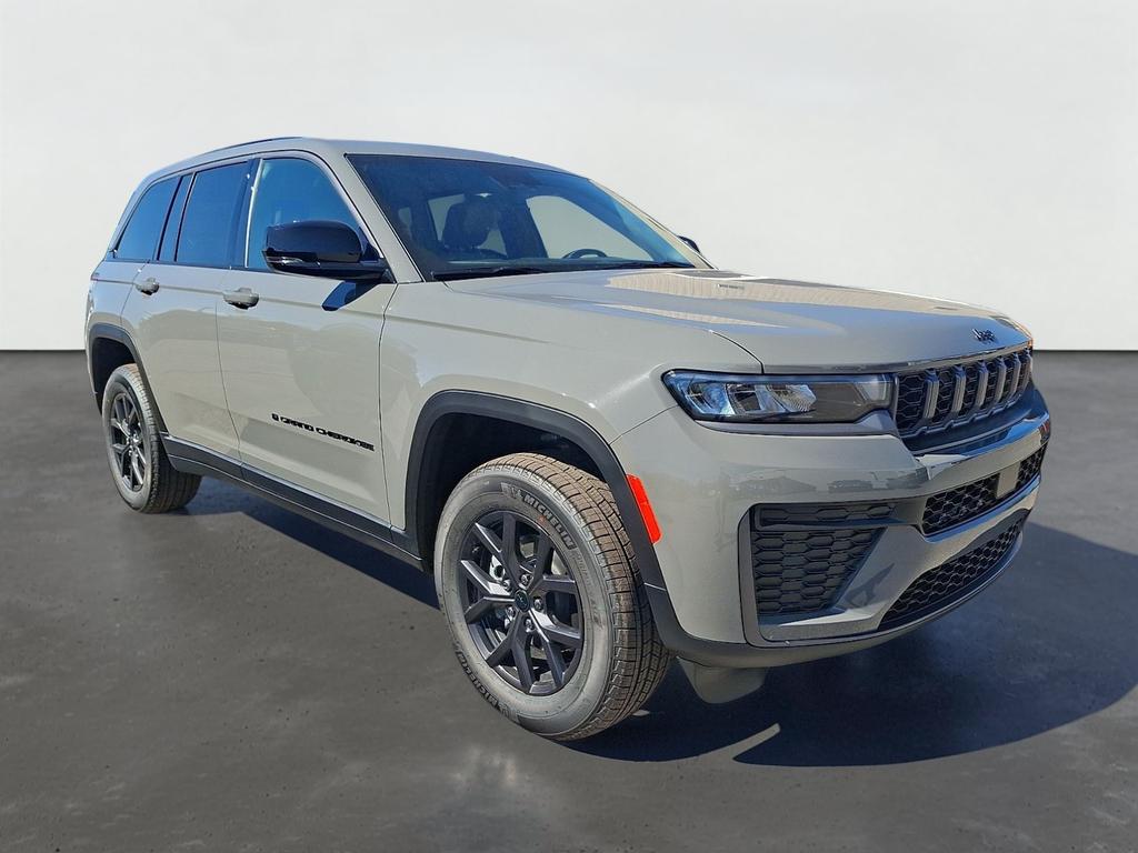2027 Jeep Grand Cherokee GRAND CHEROKEE LAREDO ALTITUDE 4X4