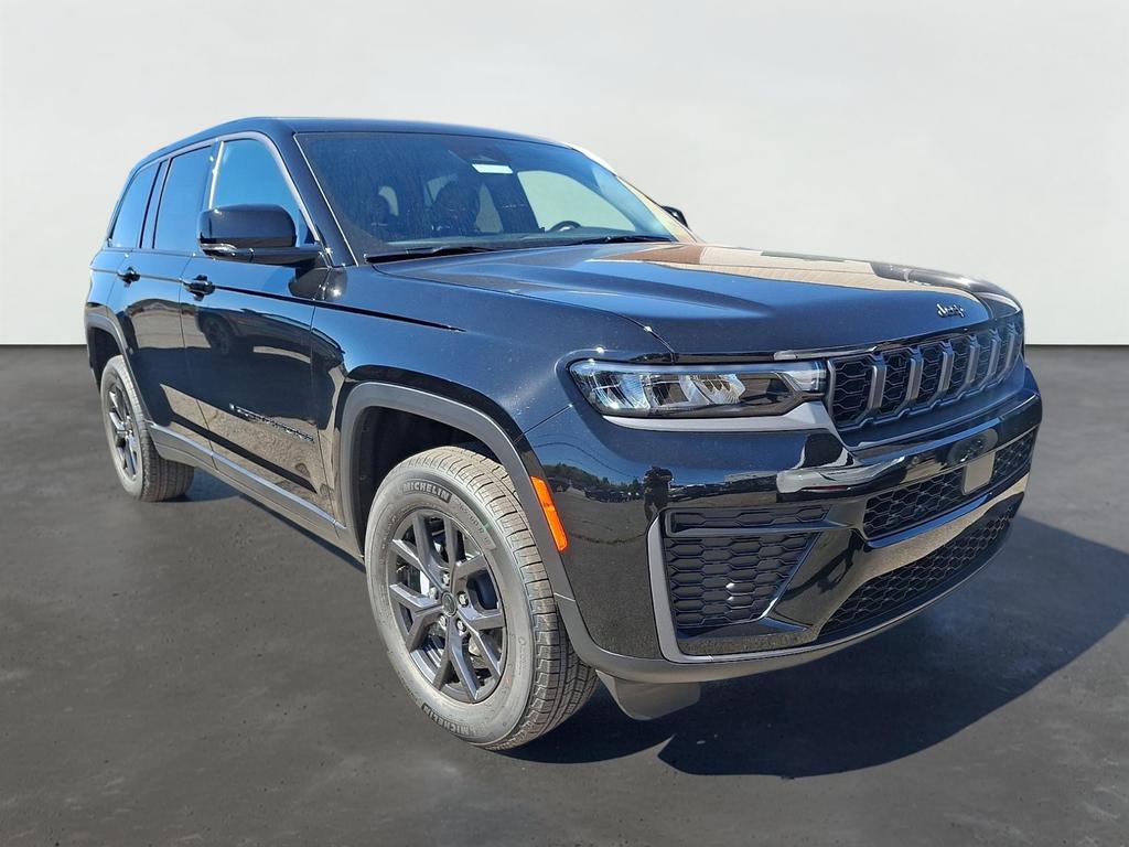 2027 Jeep Grand Cherokee GRAND CHEROKEE LAREDO ALTITUDE 4X4