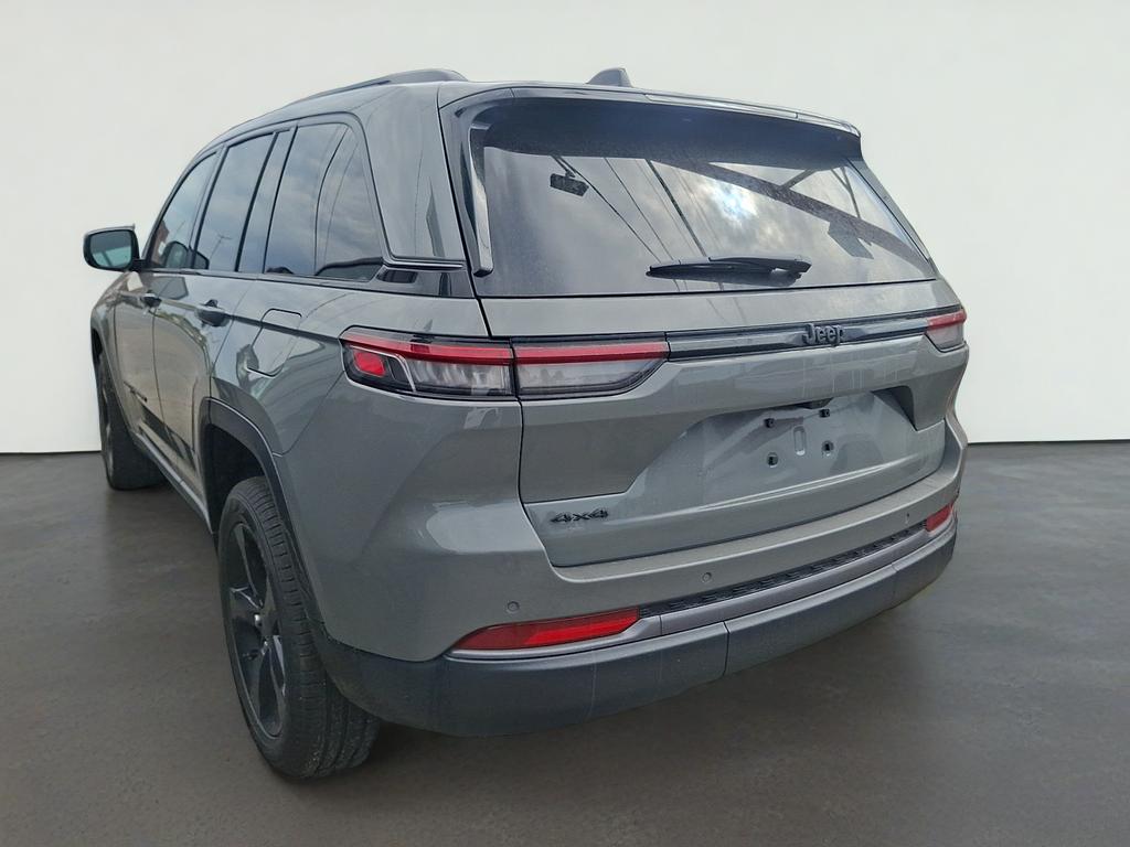 2027 Jeep Grand Cherokee GRAND CHEROKEE LIMITED 4X4