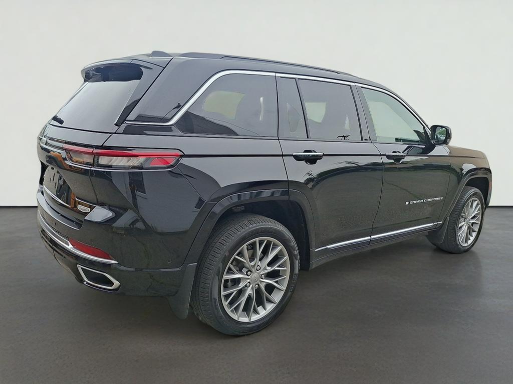 2025 Jeep Grand Cherokee Summit 4x4