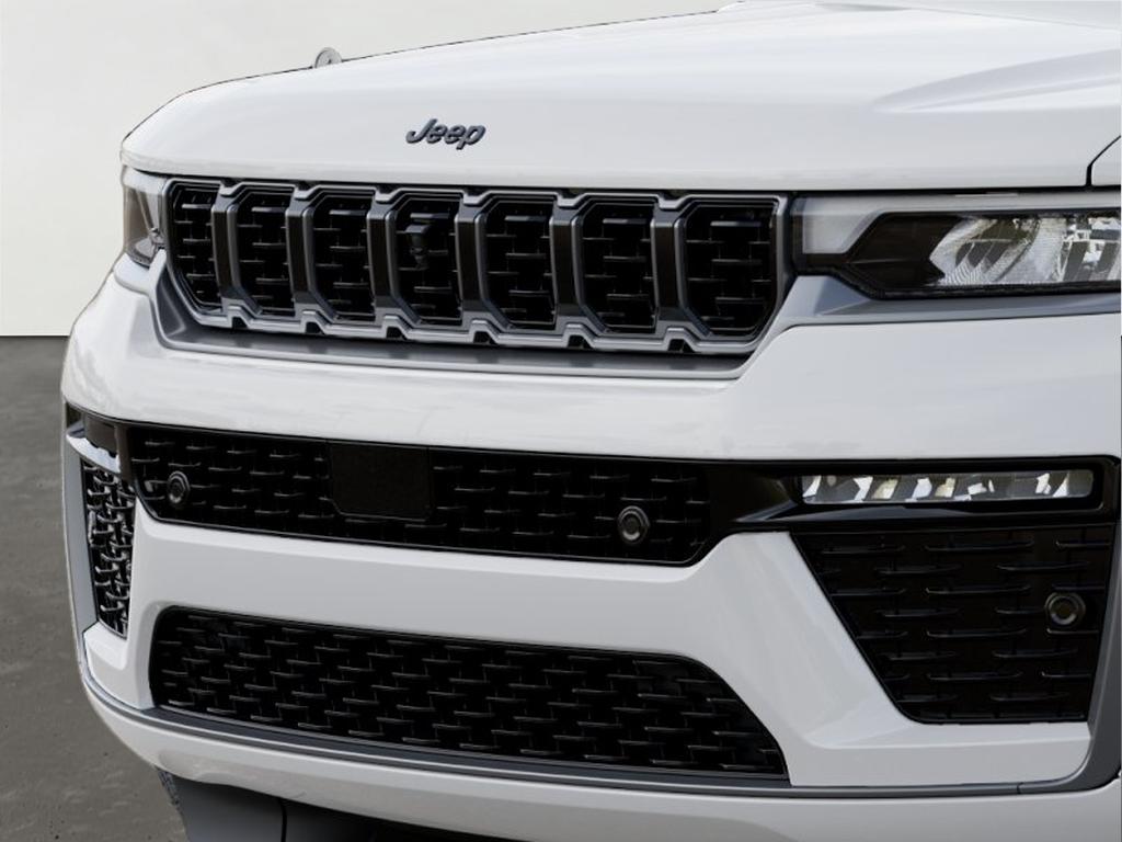 2027 Jeep Grand Cherokee GRAND CHEROKEE SUMMIT 4X4