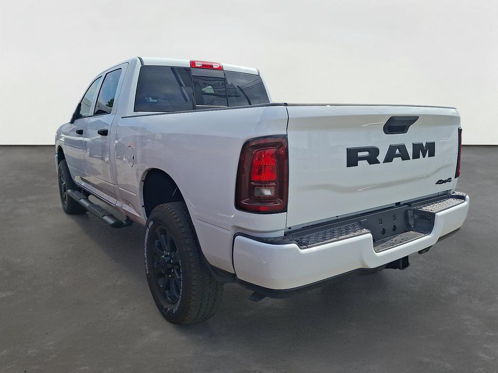 2026 RAM Ram 2500 RAM 2500 BLACK EXPRESS CREW CAB 4X4 6'4' BOX