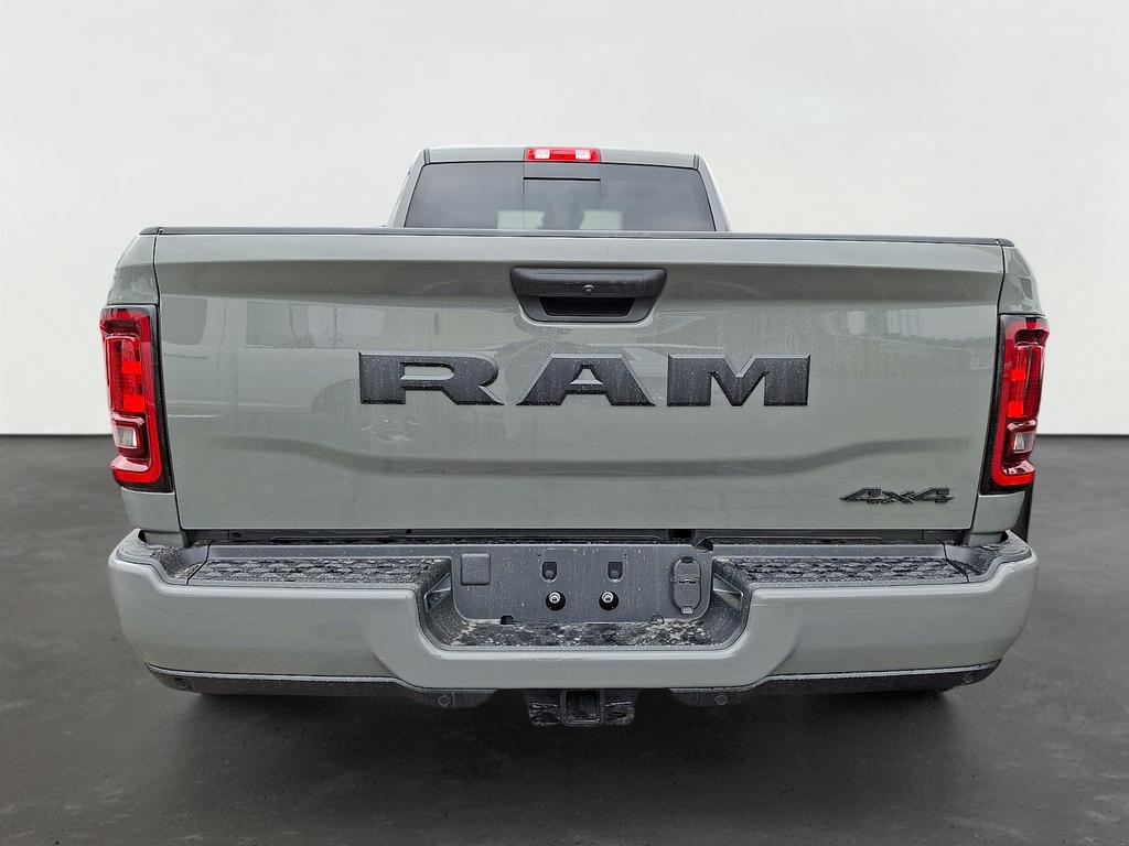 2027 RAM Ram 2500 RAM 2500 BLACK EXPRESS CREW CAB 4X4 8' BOX