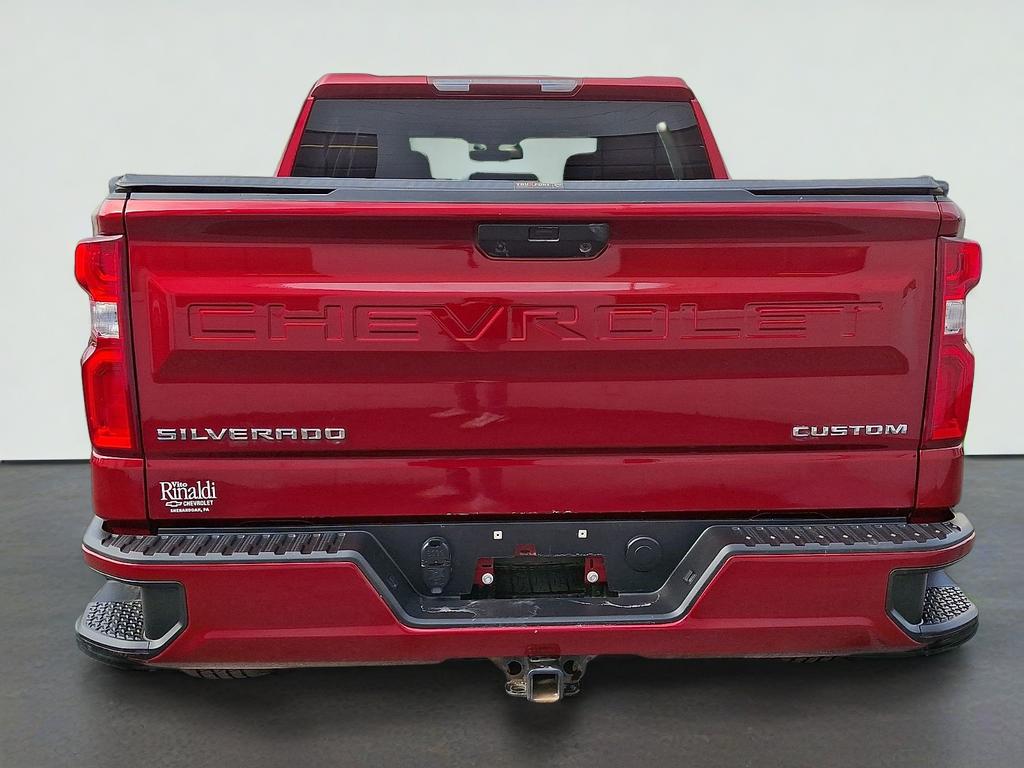 2021 Chevrolet Silverado 1500 4WD Crew Cab Short Bed Custom