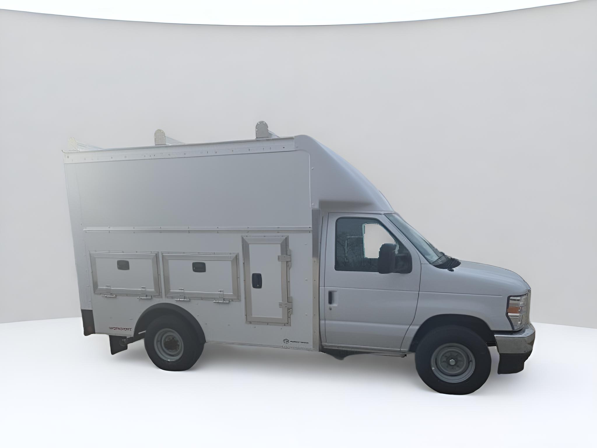 2026 Ford E-Series Cutaway E-350 SRW 138 WB