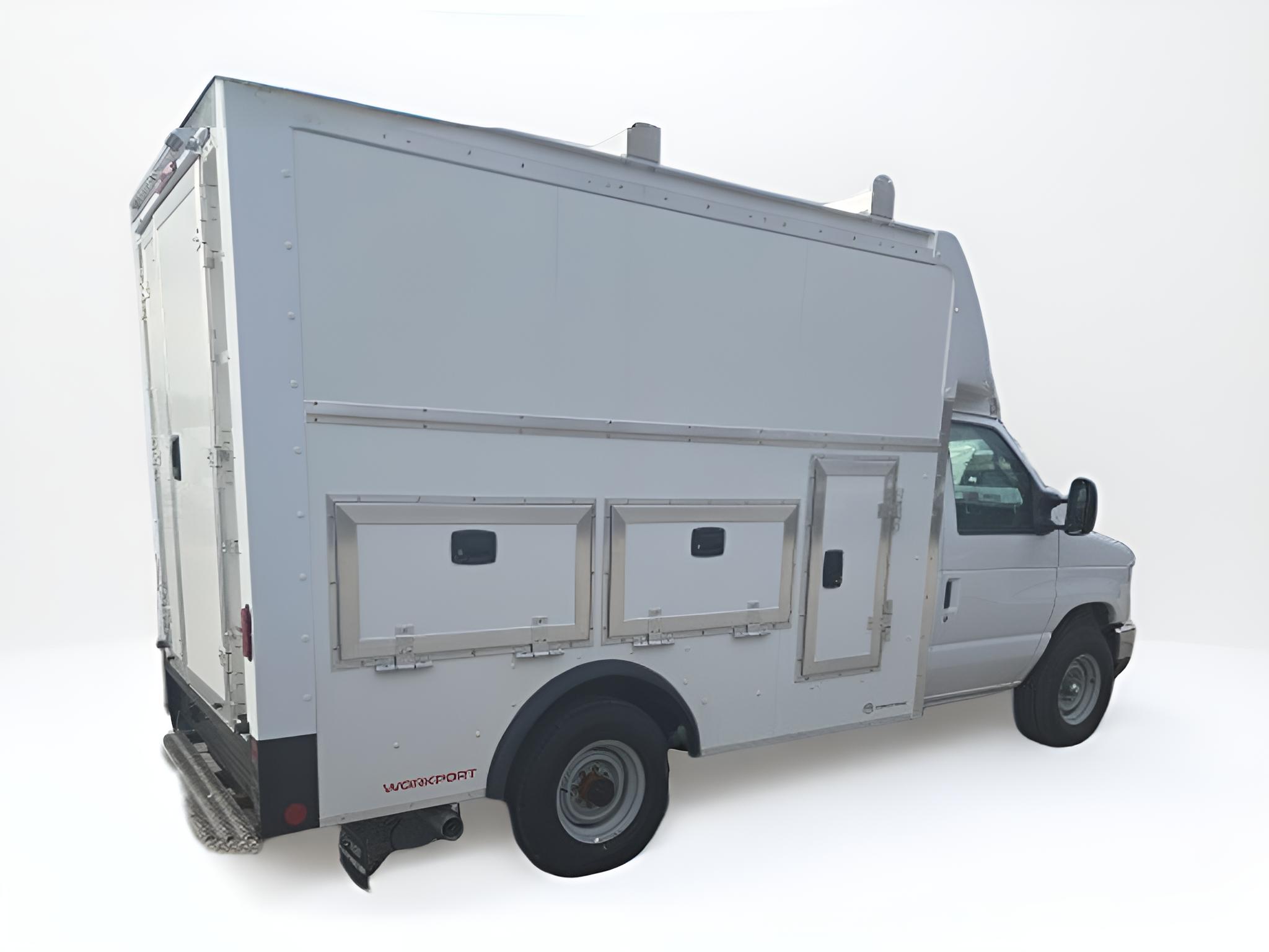 2026 Ford E-Series Cutaway E-350 SRW 138 WB
