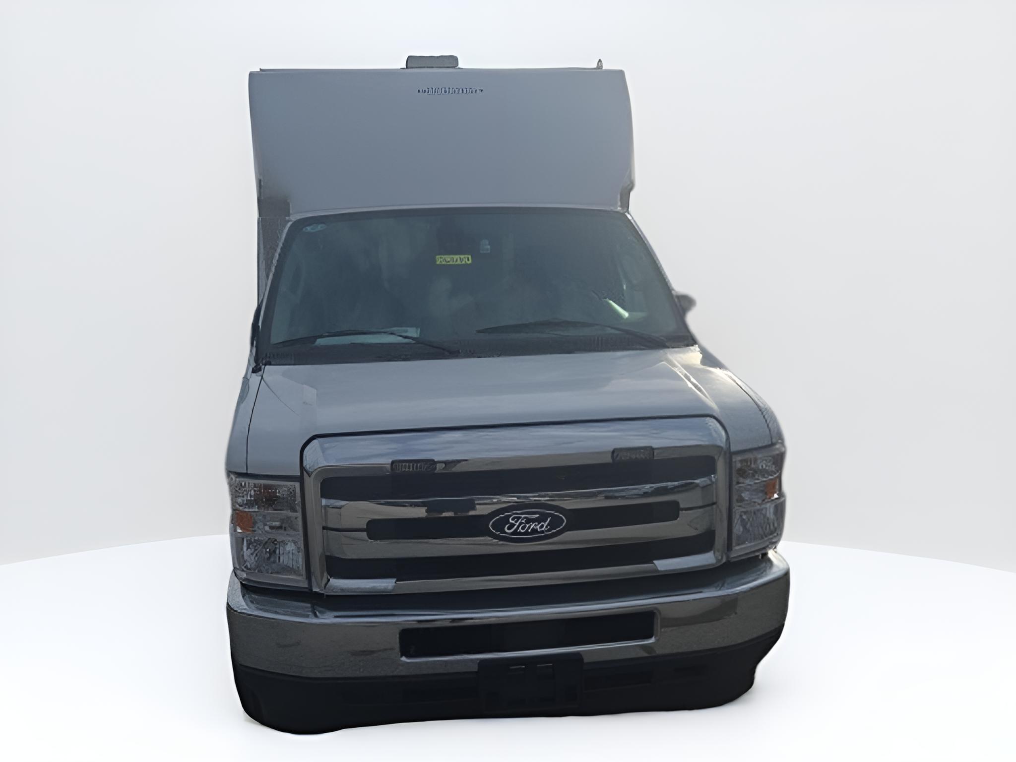 2026 Ford E-Series Cutaway E-350 SRW 138 WB