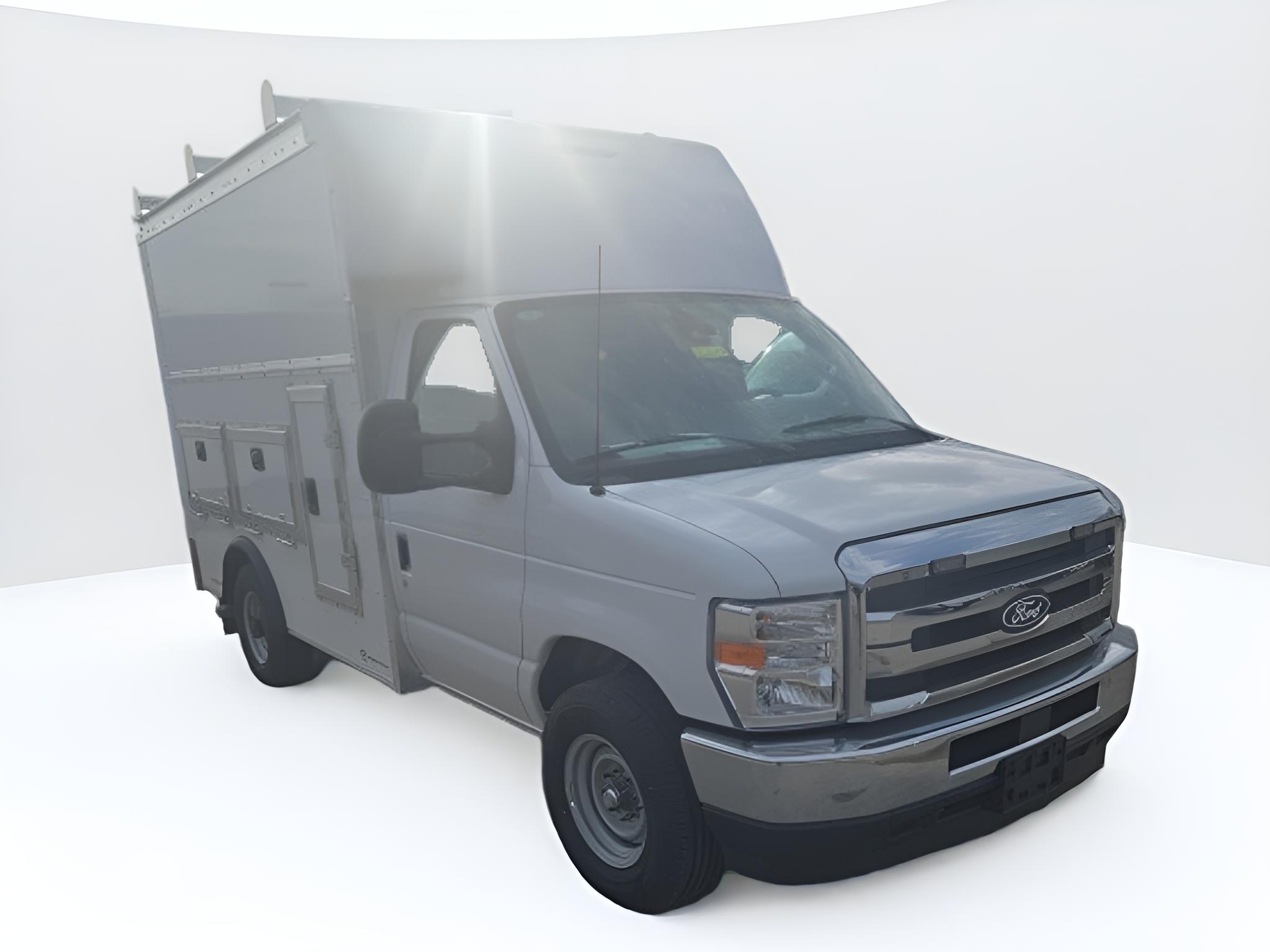 2026 Ford E-Series Cutaway E-350 SRW 138 WB