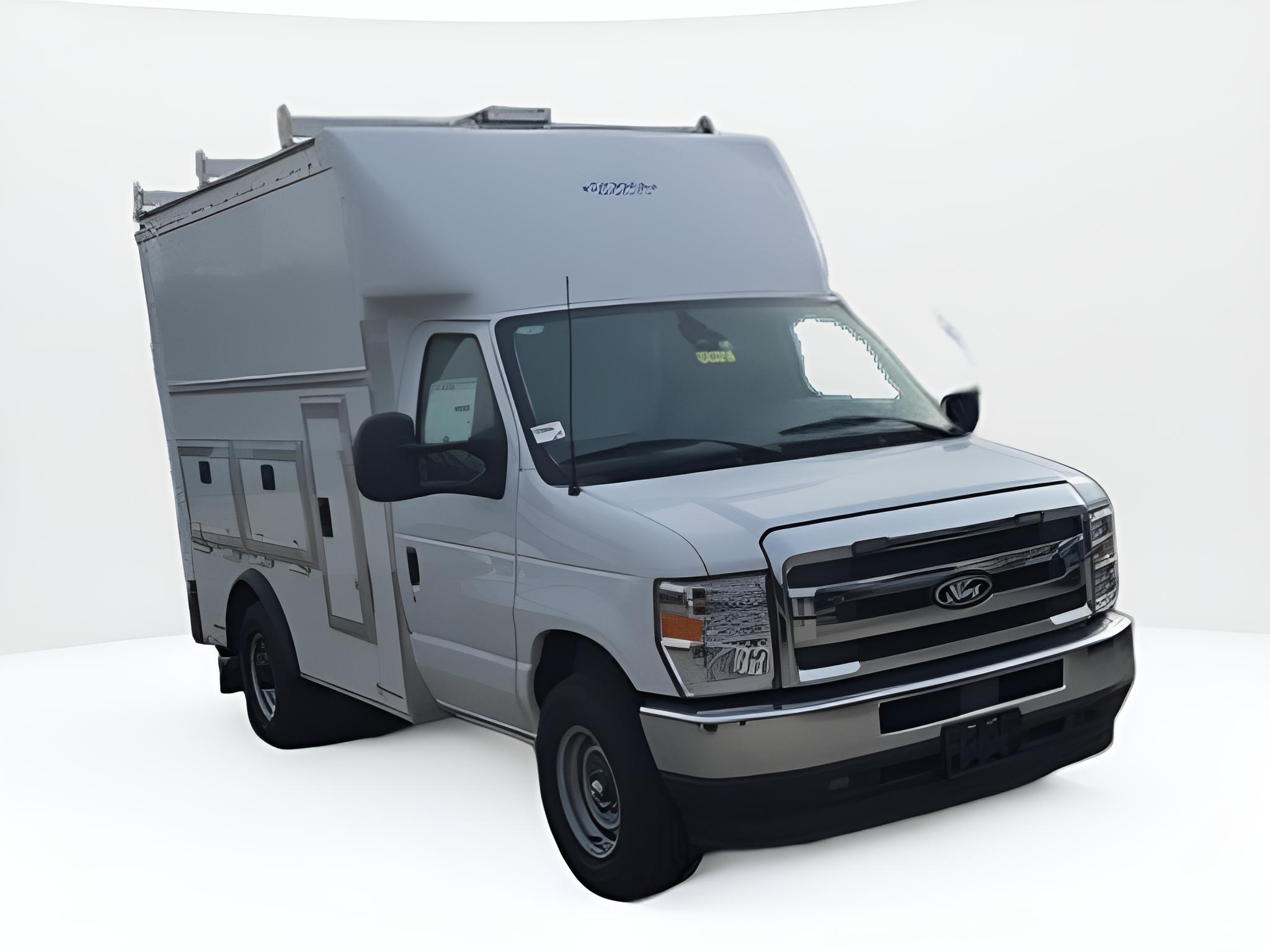 2026 Ford E-Series Cutaway E-350 SRW 138 WB