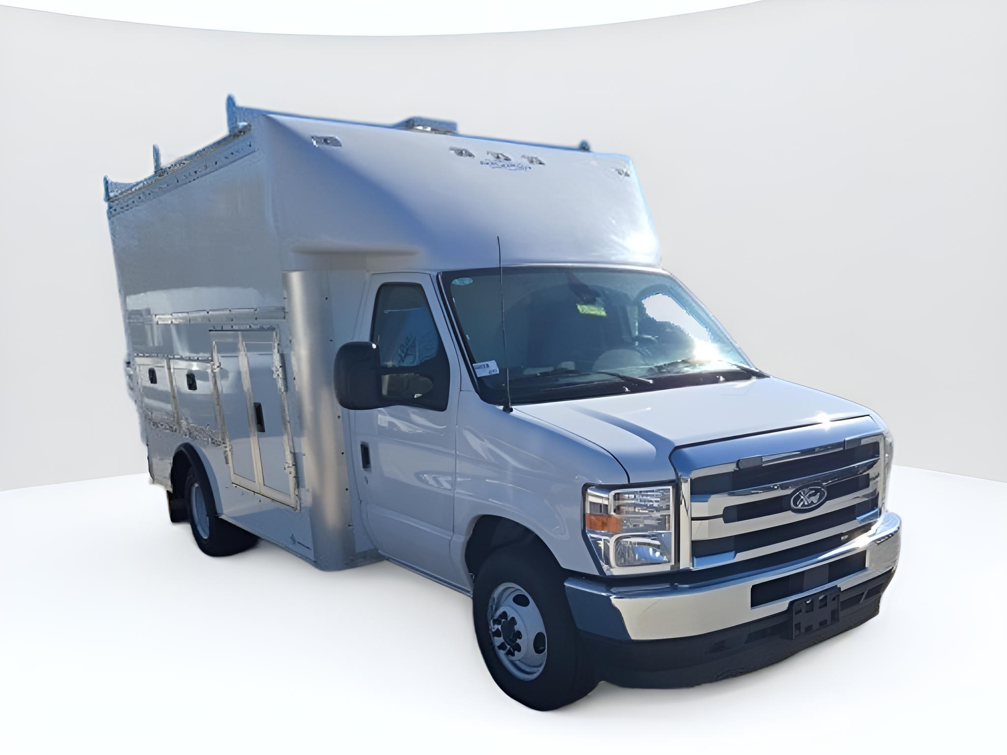 2026 Ford E-Series Cutaway E-350 SRW 158 WB