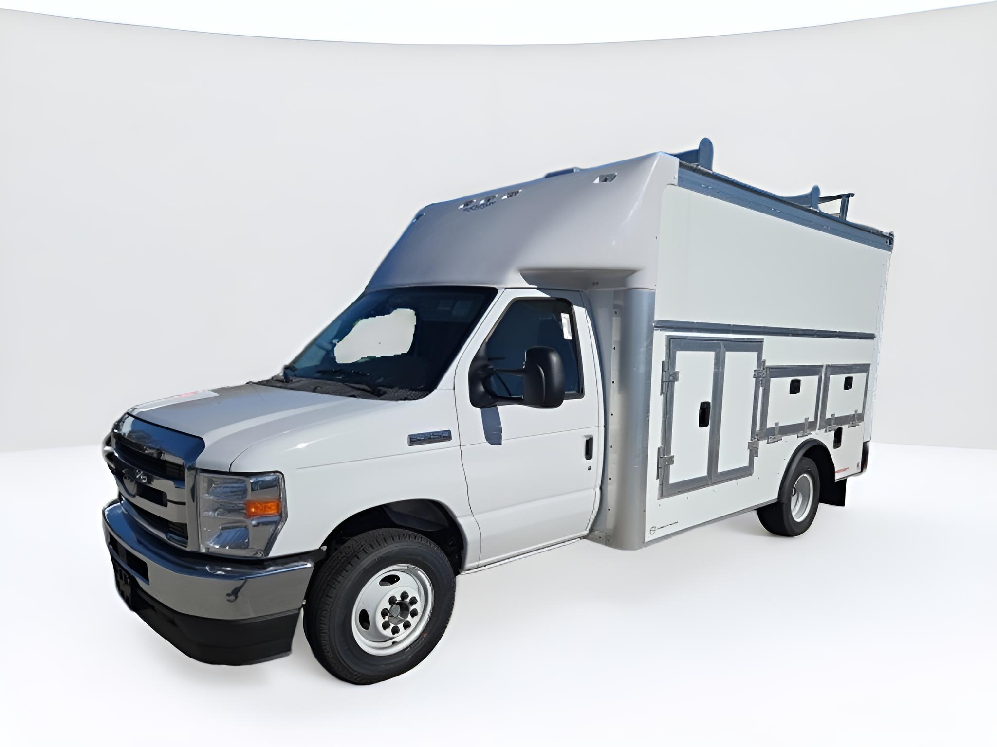 2026 Ford E-Series Cutaway E-350 SRW 158 WB