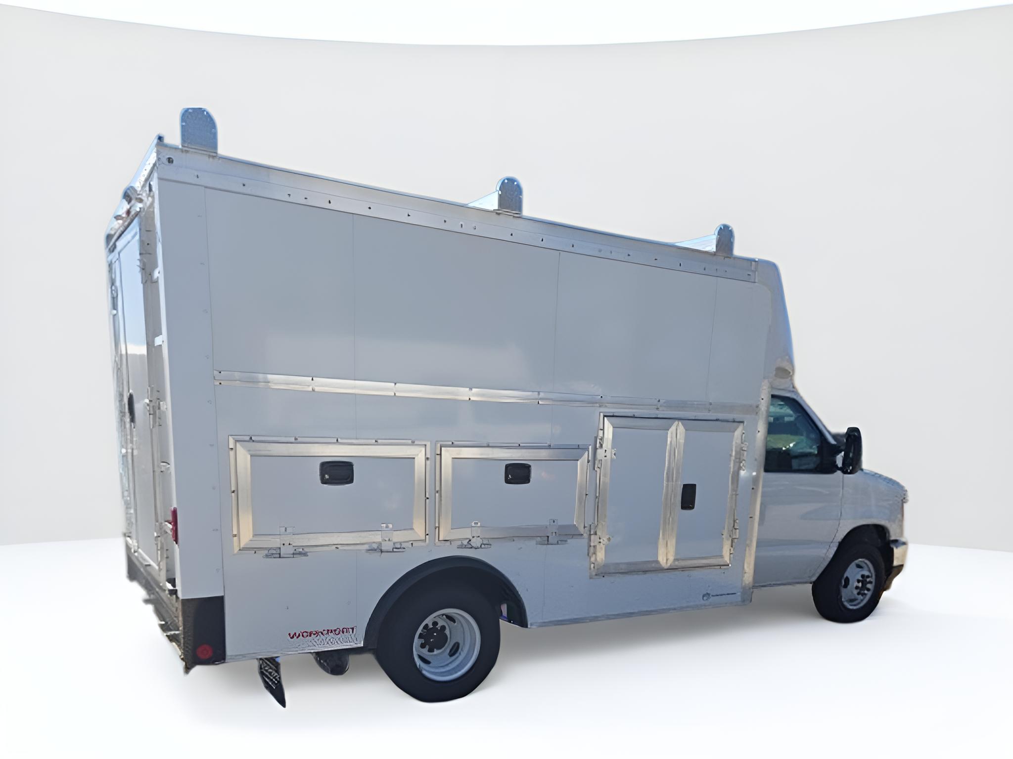 2026 Ford E-Series Cutaway E-350 SRW 158 WB