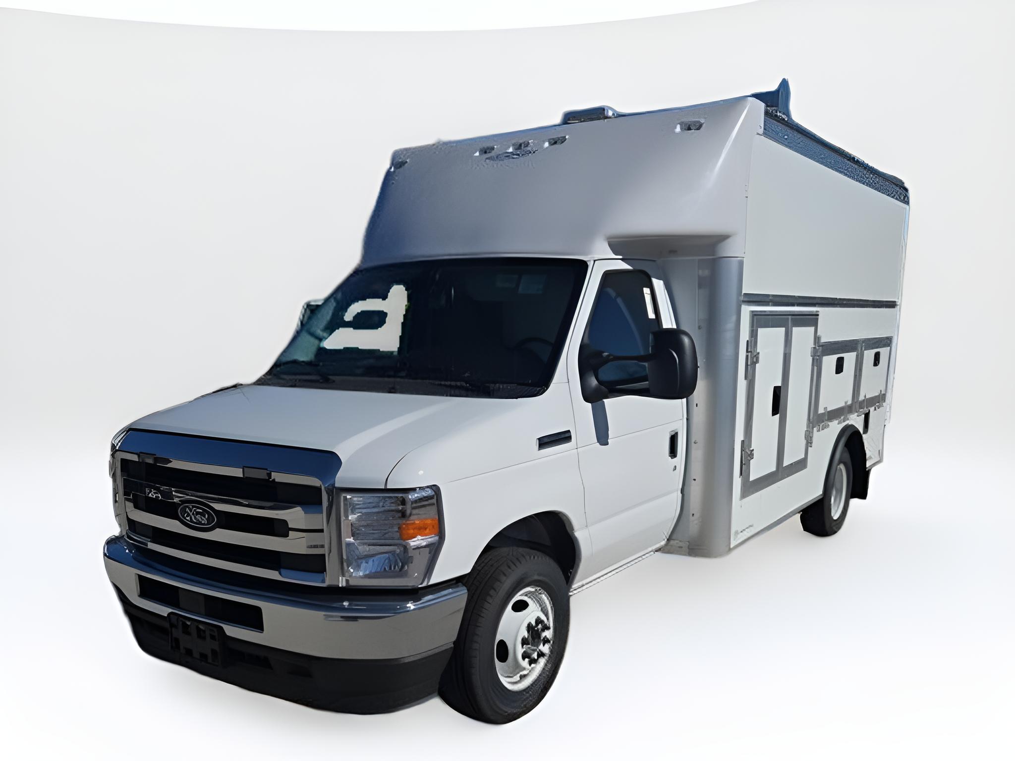 2026 Ford E-Series Cutaway E-350 SRW 158 WB