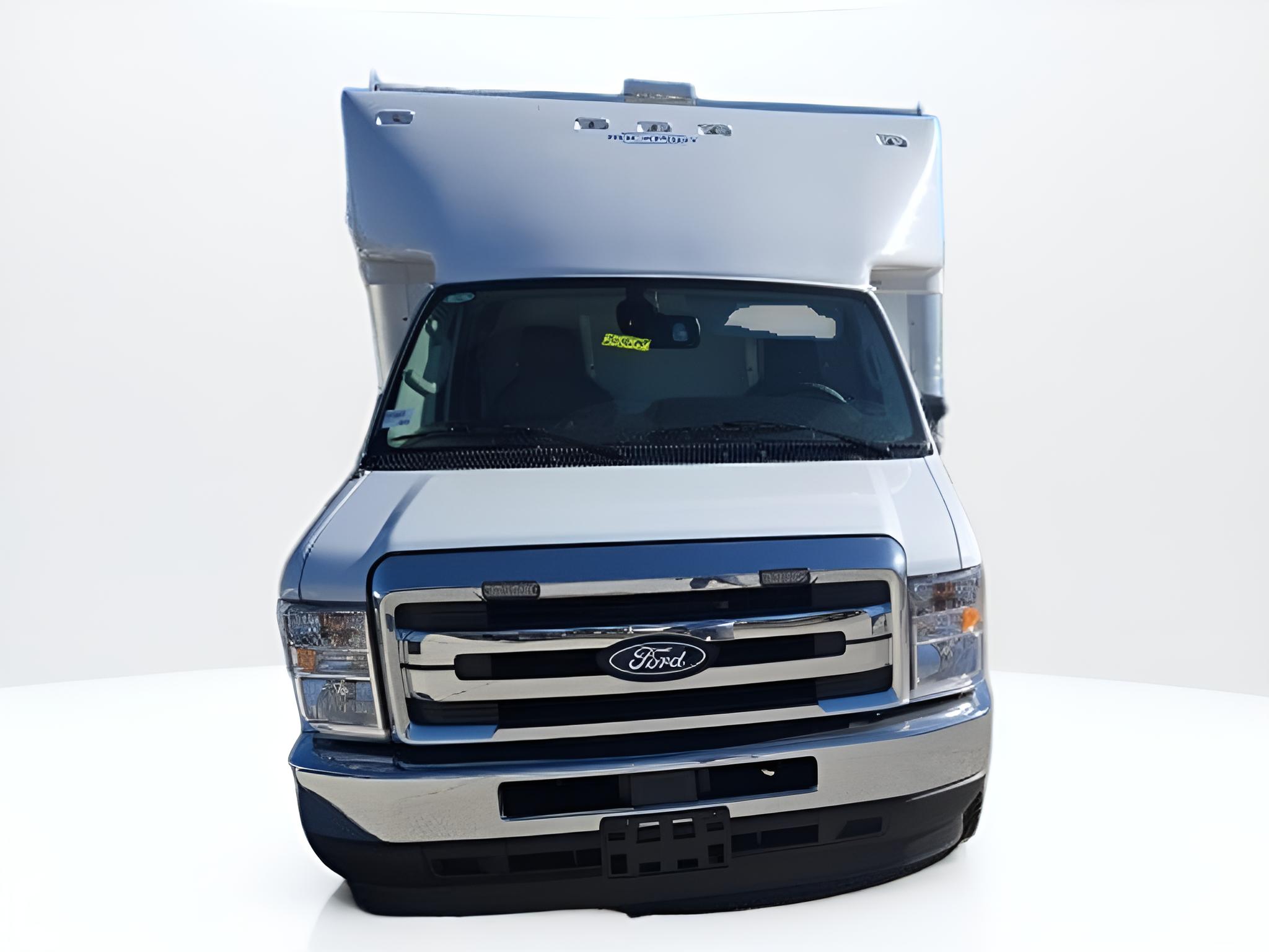 2026 Ford E-Series Cutaway E-350 SRW 158 WB