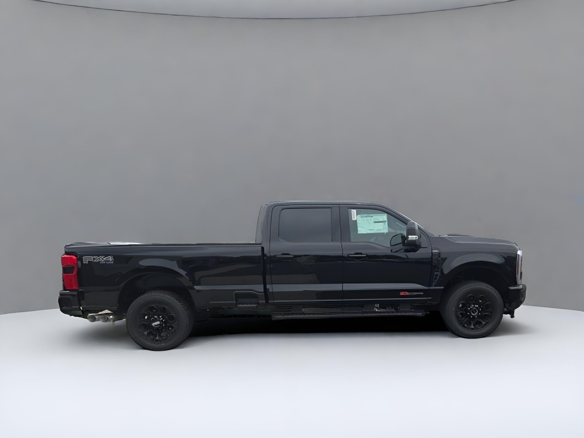 2025 Ford Super Duty F-250 SRW XL 4WD Crew Cab 6.75' Box