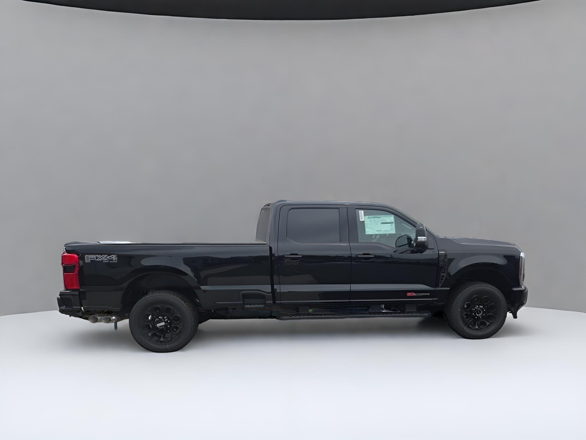 2025 Ford Super Duty F-250 SRW XL 4WD Crew Cab 6.75' Box