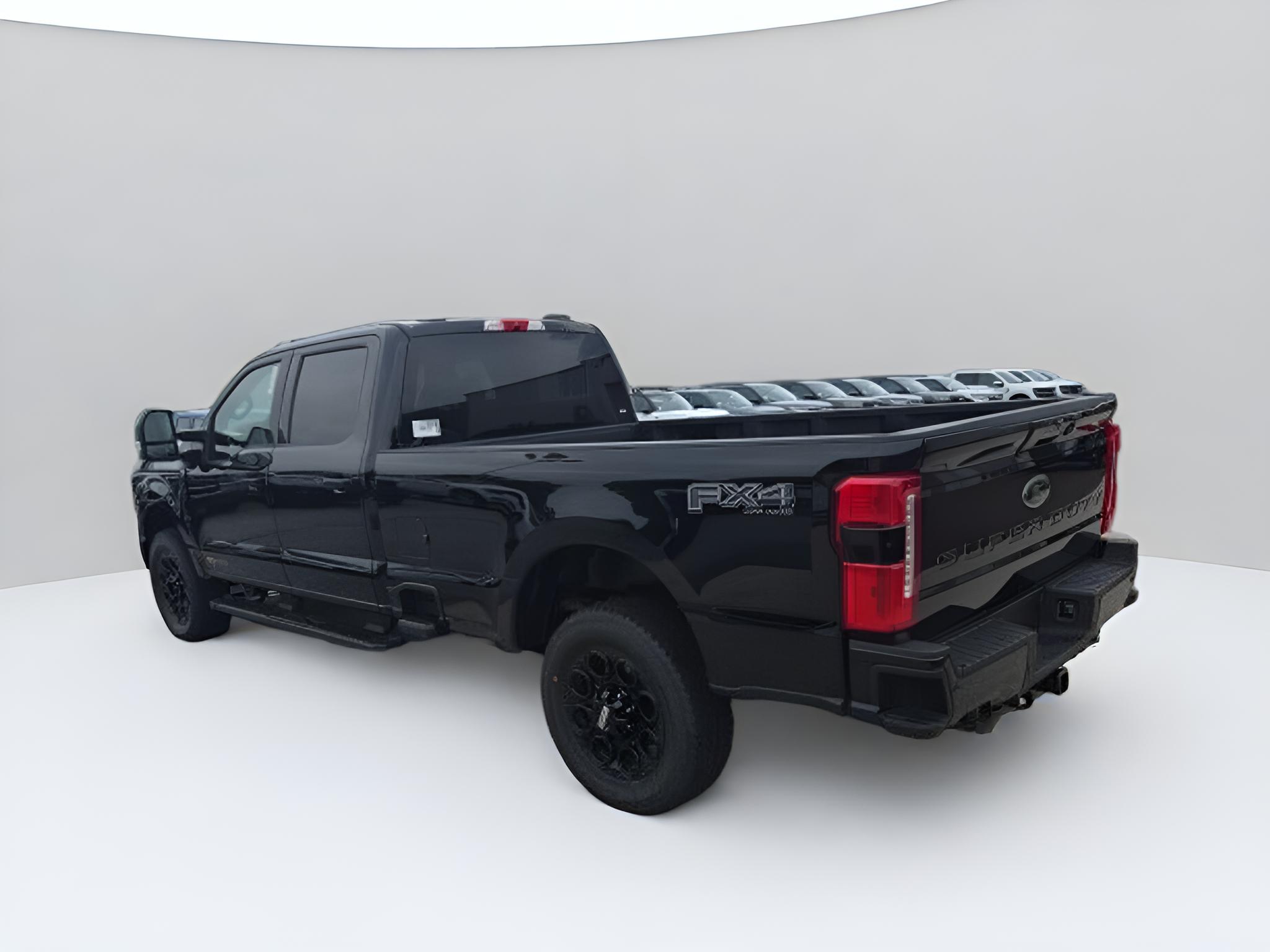 2025 Ford Super Duty F-250 SRW XL 4WD Crew Cab 6.75' Box