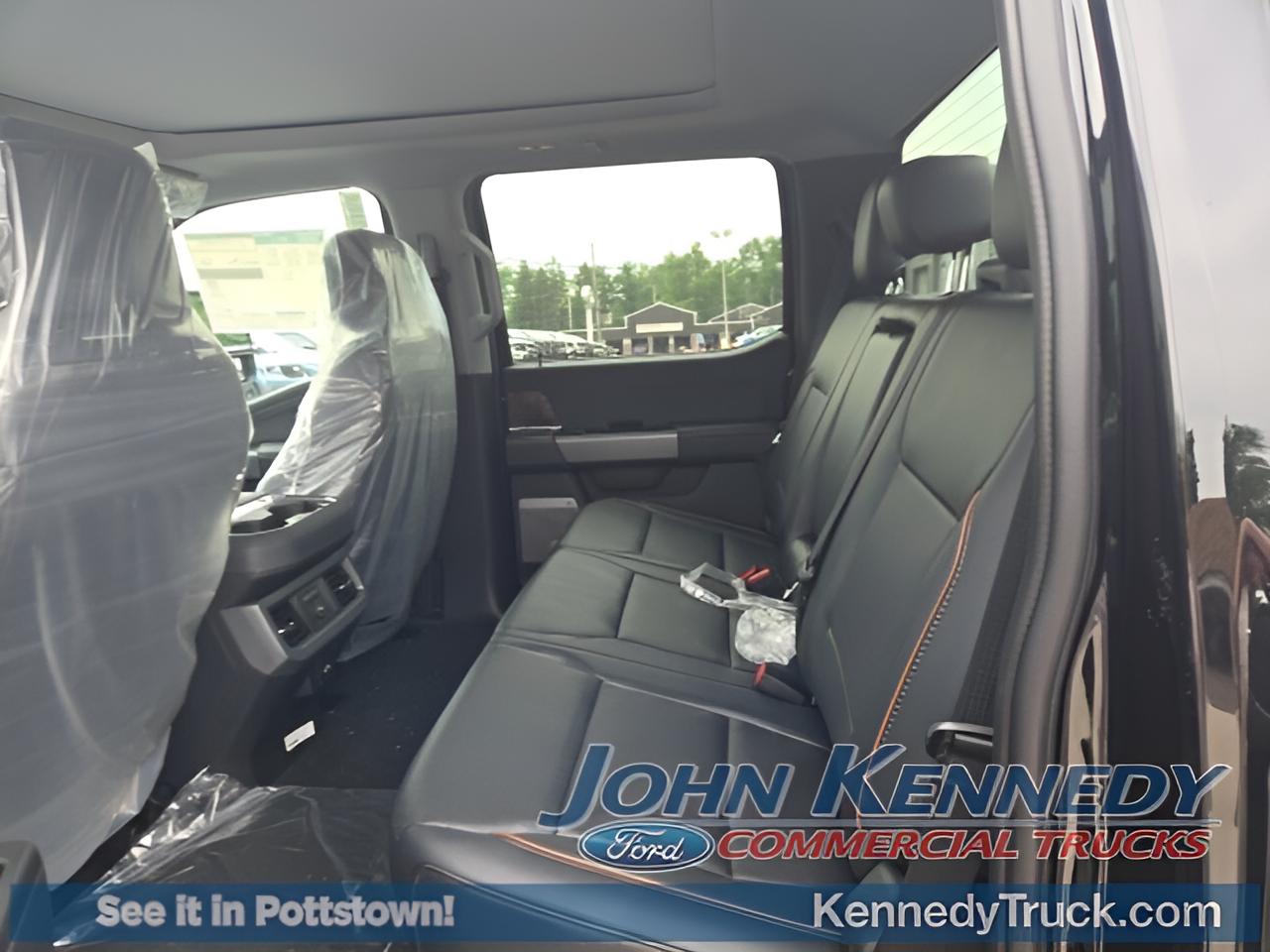 2025 Ford Super Duty F-250 SRW XL 4WD Crew Cab 6.75' Box