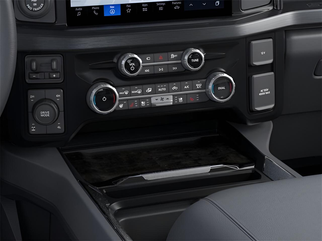 2026 Ford Super Duty F-250 SRW LARIAT 4WD Crew Cab 6.75' Box