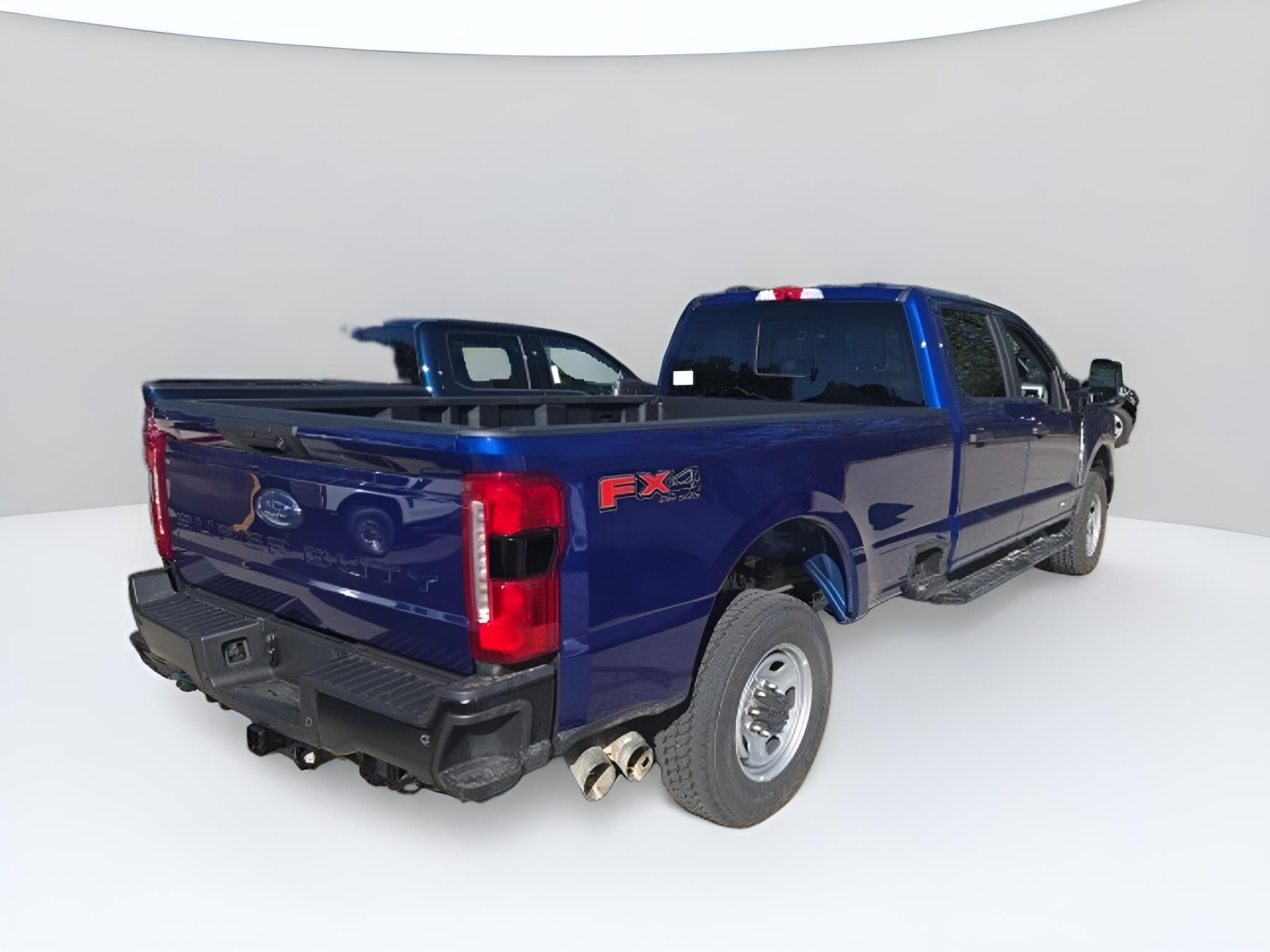 2026 Ford Super Duty F-350 SRW XL 4WD Crew Cab 6.75' Box