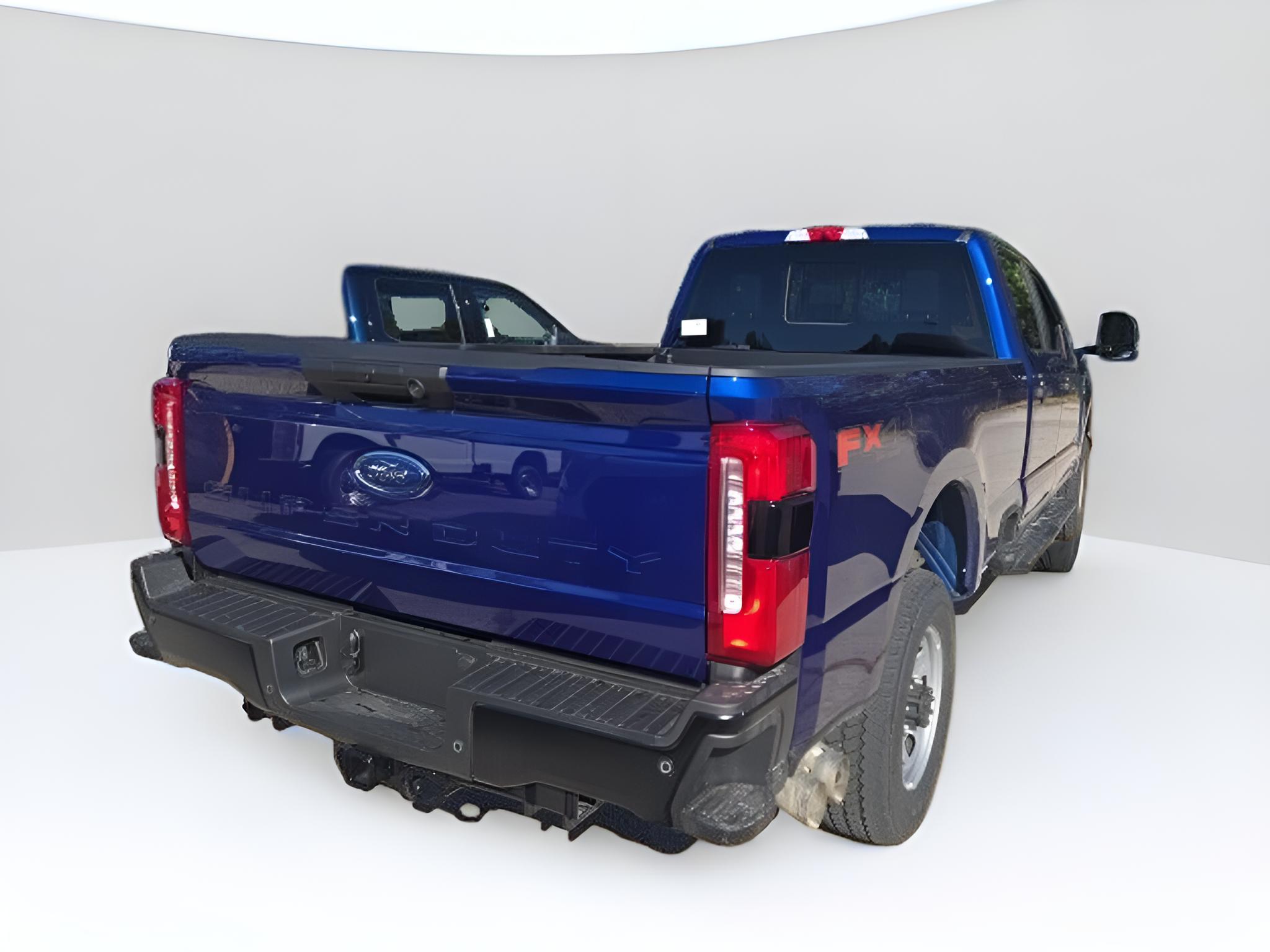 2026 Ford Super Duty F-350 SRW XL 4WD Crew Cab 6.75' Box