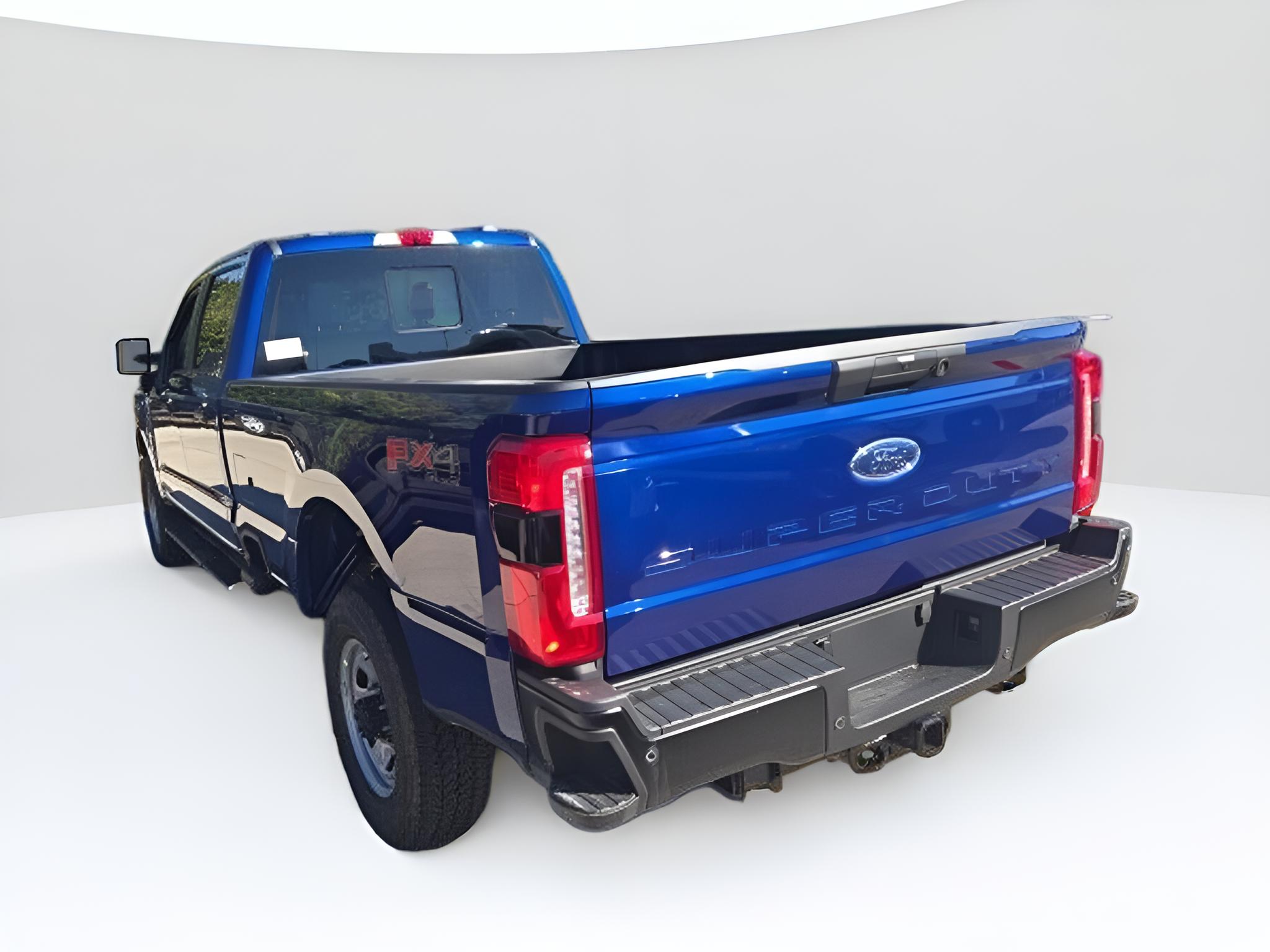 2026 Ford Super Duty F-350 SRW XL 4WD Crew Cab 6.75' Box