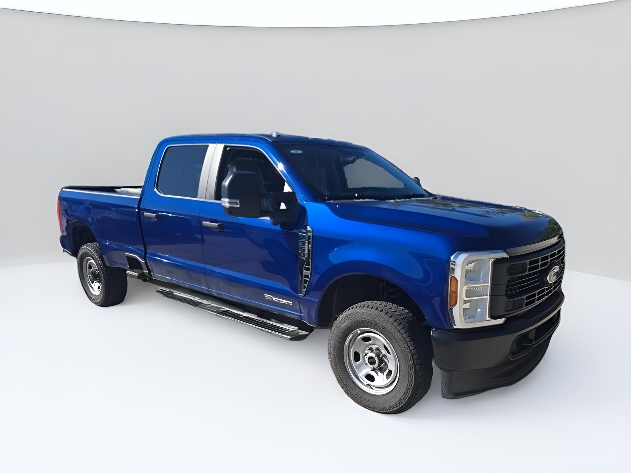 2026 Ford Super Duty F-350 SRW XL 4WD Crew Cab 6.75' Box