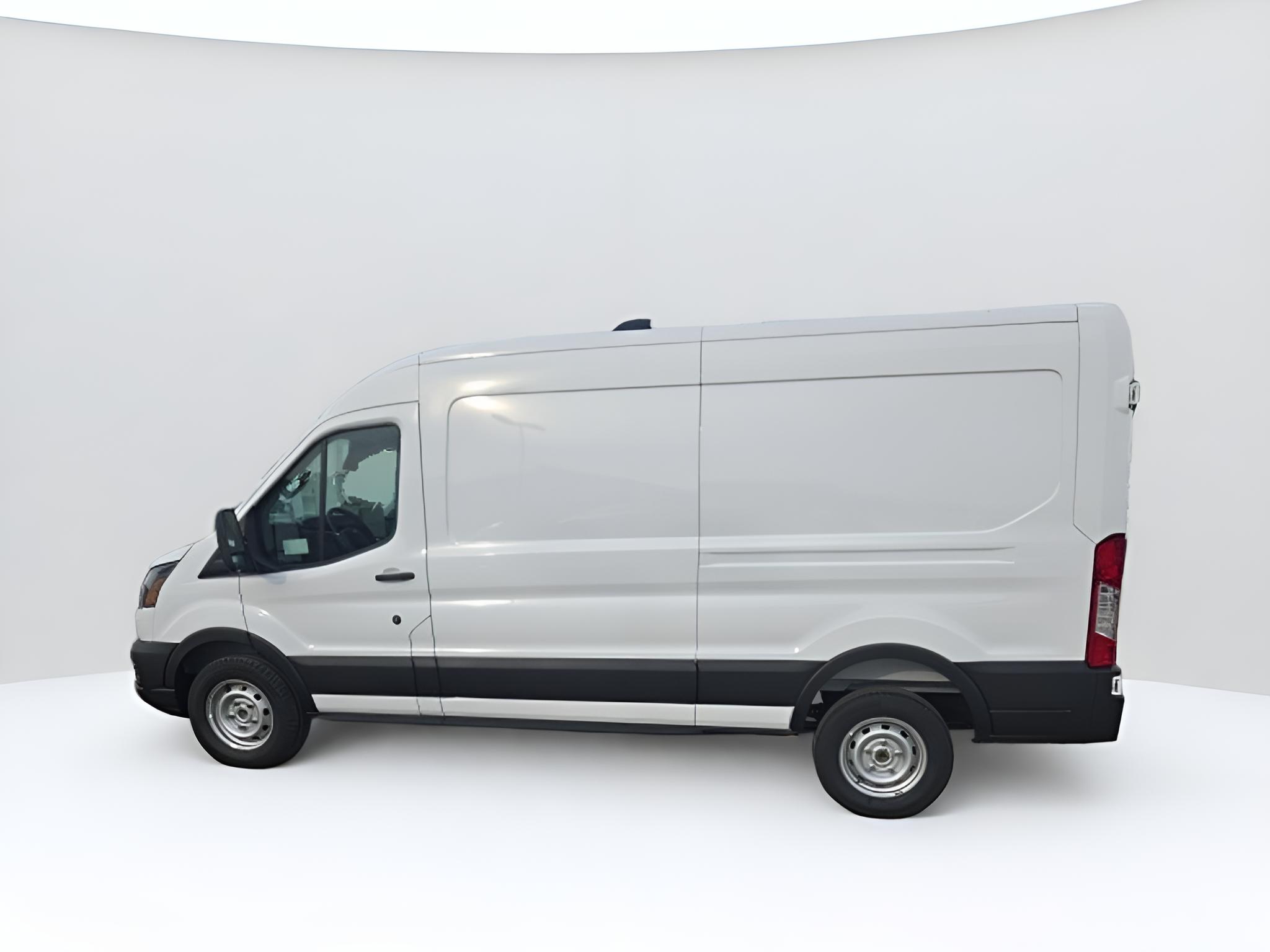 2026 Ford Transit Cargo Van T-250 148 Med Rf 9150 GVWR RWD